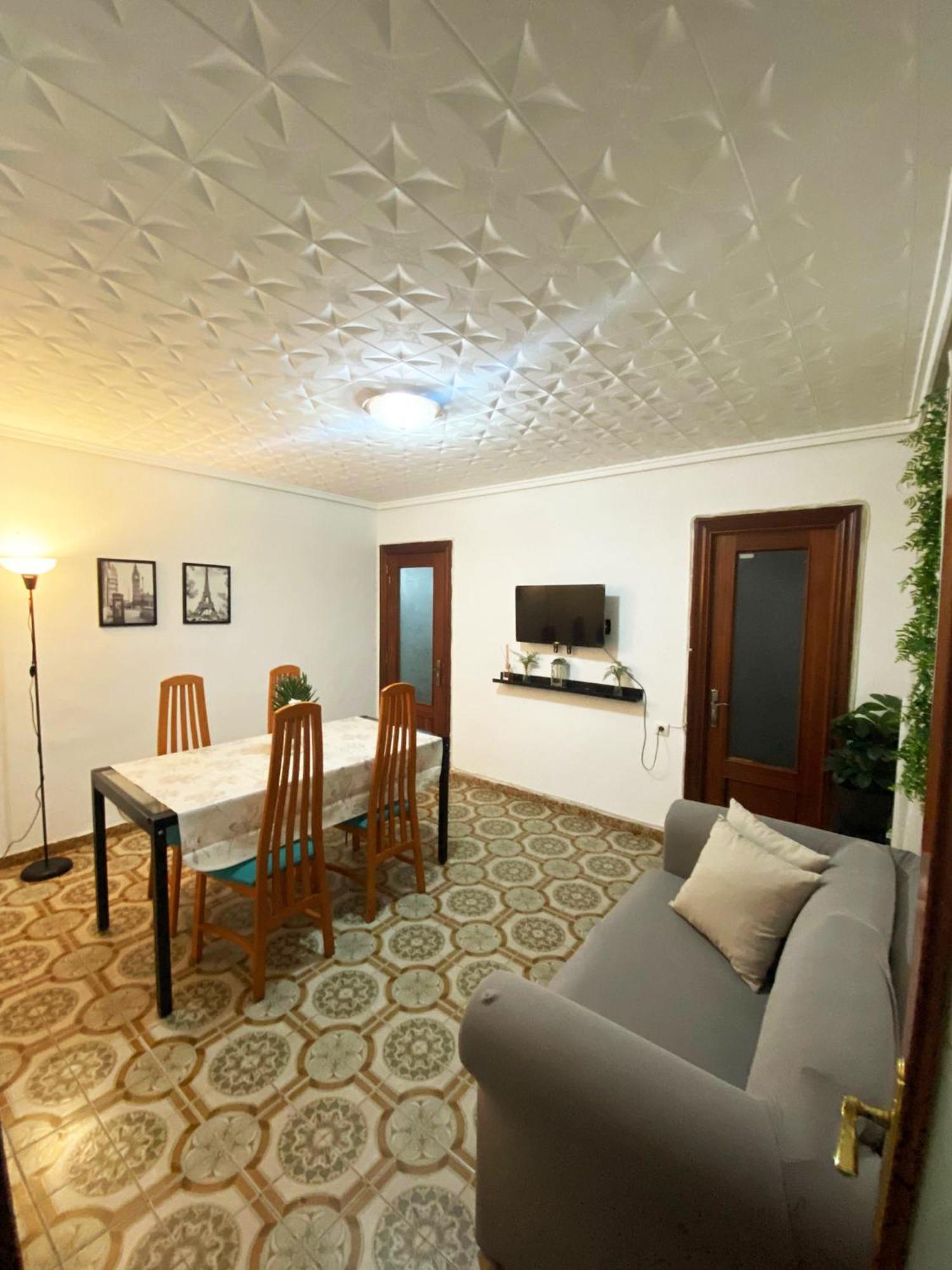 Valencia Well Located Shared Apartment Экстерьер фото